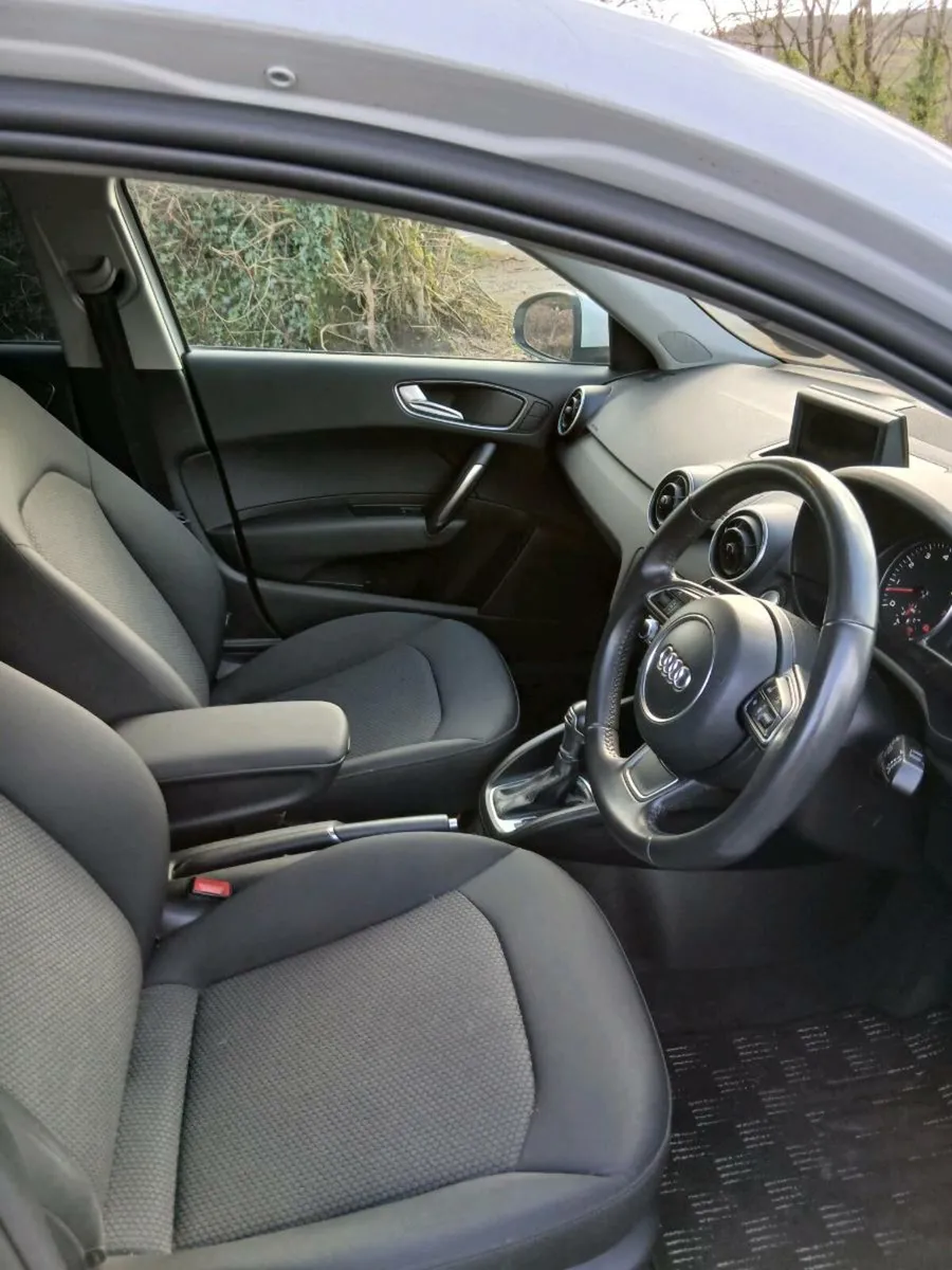 
								2014 AUDI A1 AUTOMATIC full									