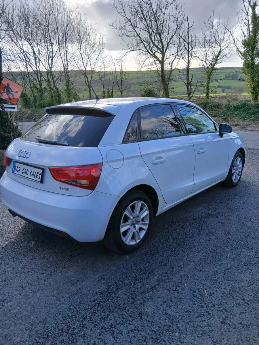 
								2014 AUDI A1 AUTOMATIC full									