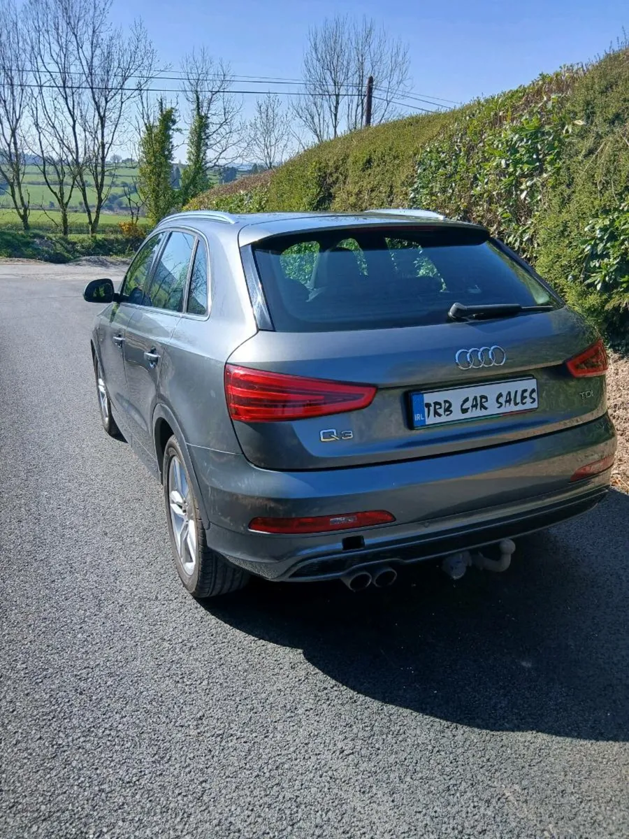 
								2014 Audi Q3 full									