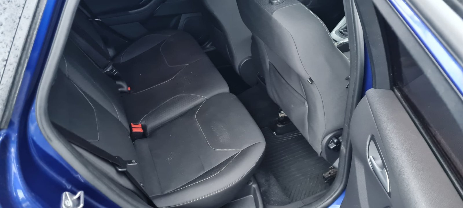
								2016(161)Ford Focus Zetec 1.5 TD 95 PS 6-Speed full									