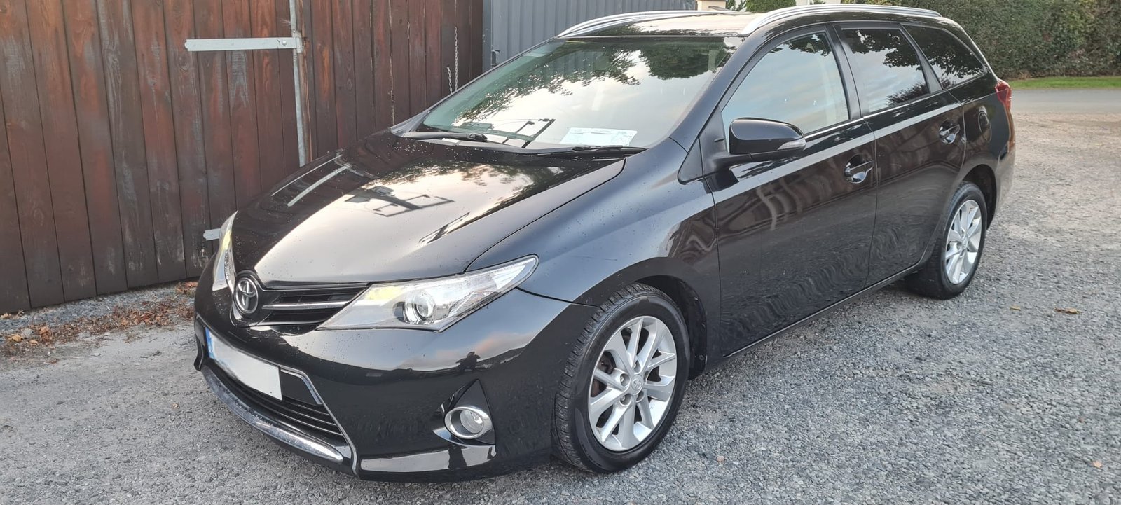 
								Toyota Auris Estate 1.4 D4D 2013 (132) full									