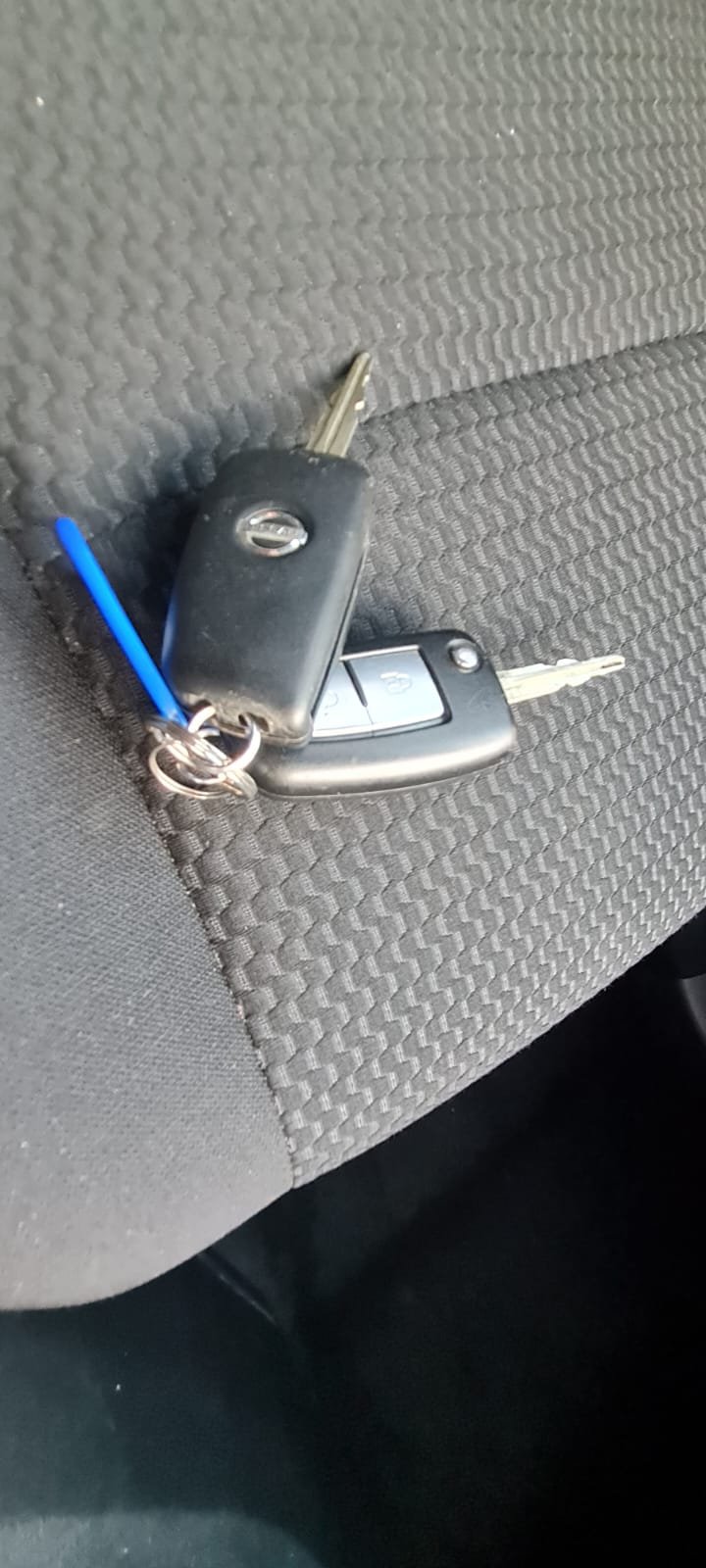 
								Nissan Qashqai XE 1.2 18 full									
