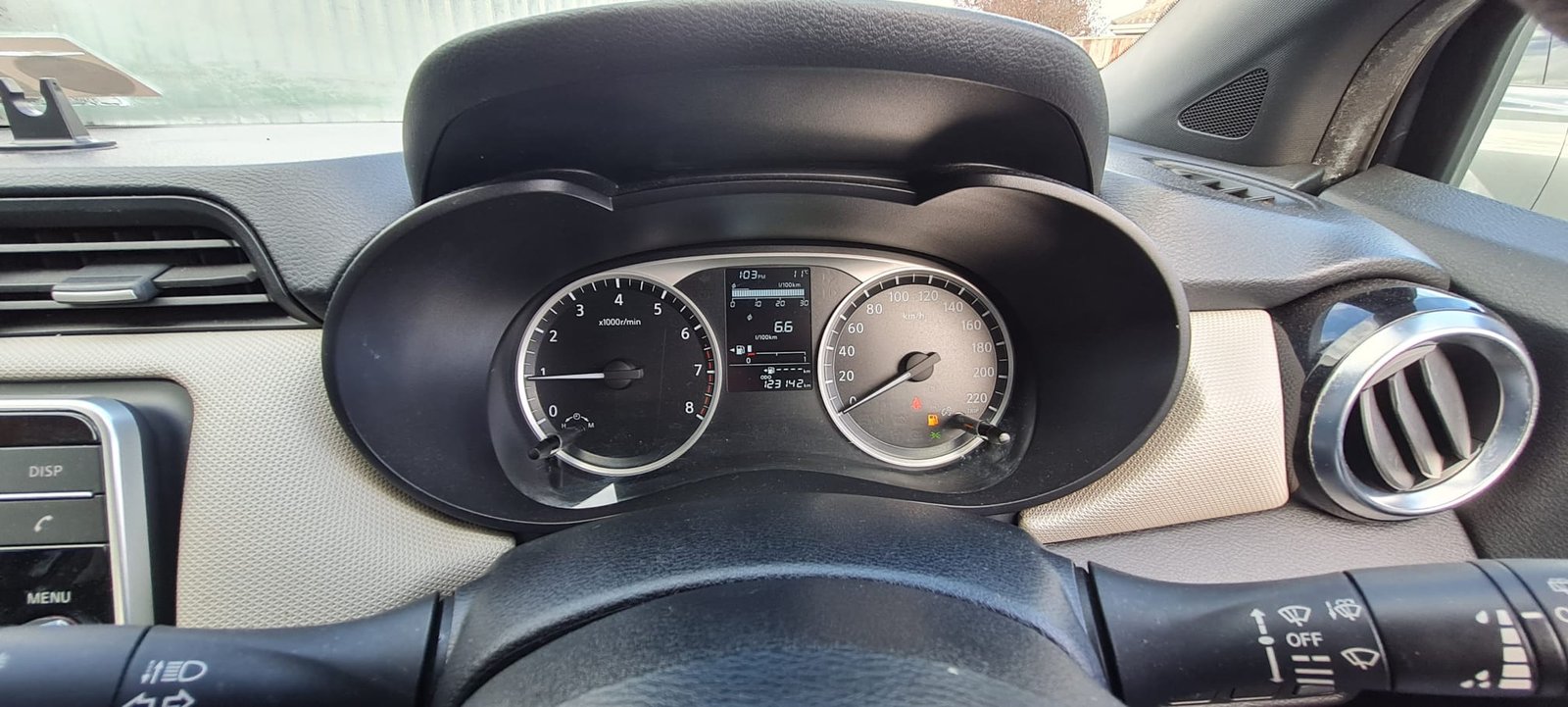 
								Nissan Micra S 1.0 2018(182) full									